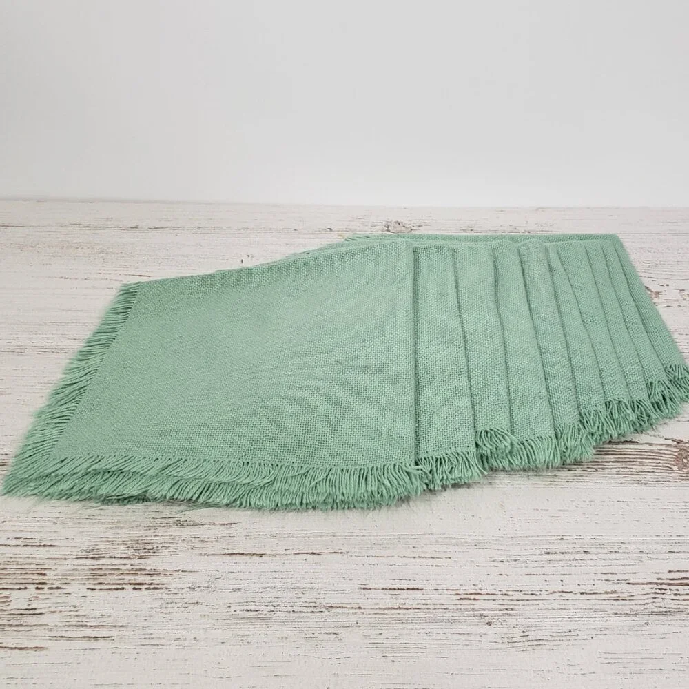 NWOT Set of 10 Seafoam Green woven napkins with fringe 17 X 17